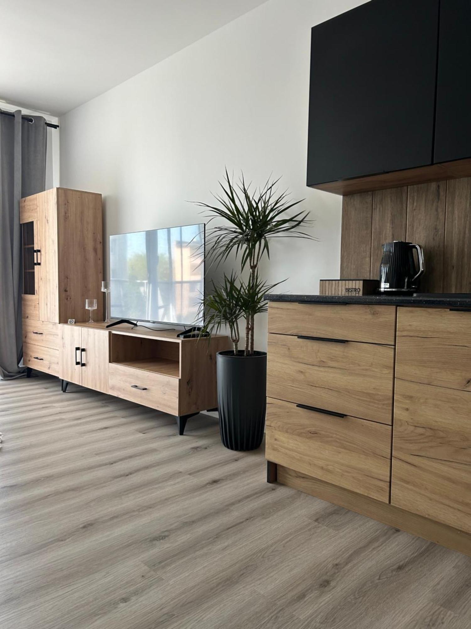Апартаменты Apartament Akacjowa Голеню Экстерьер фото