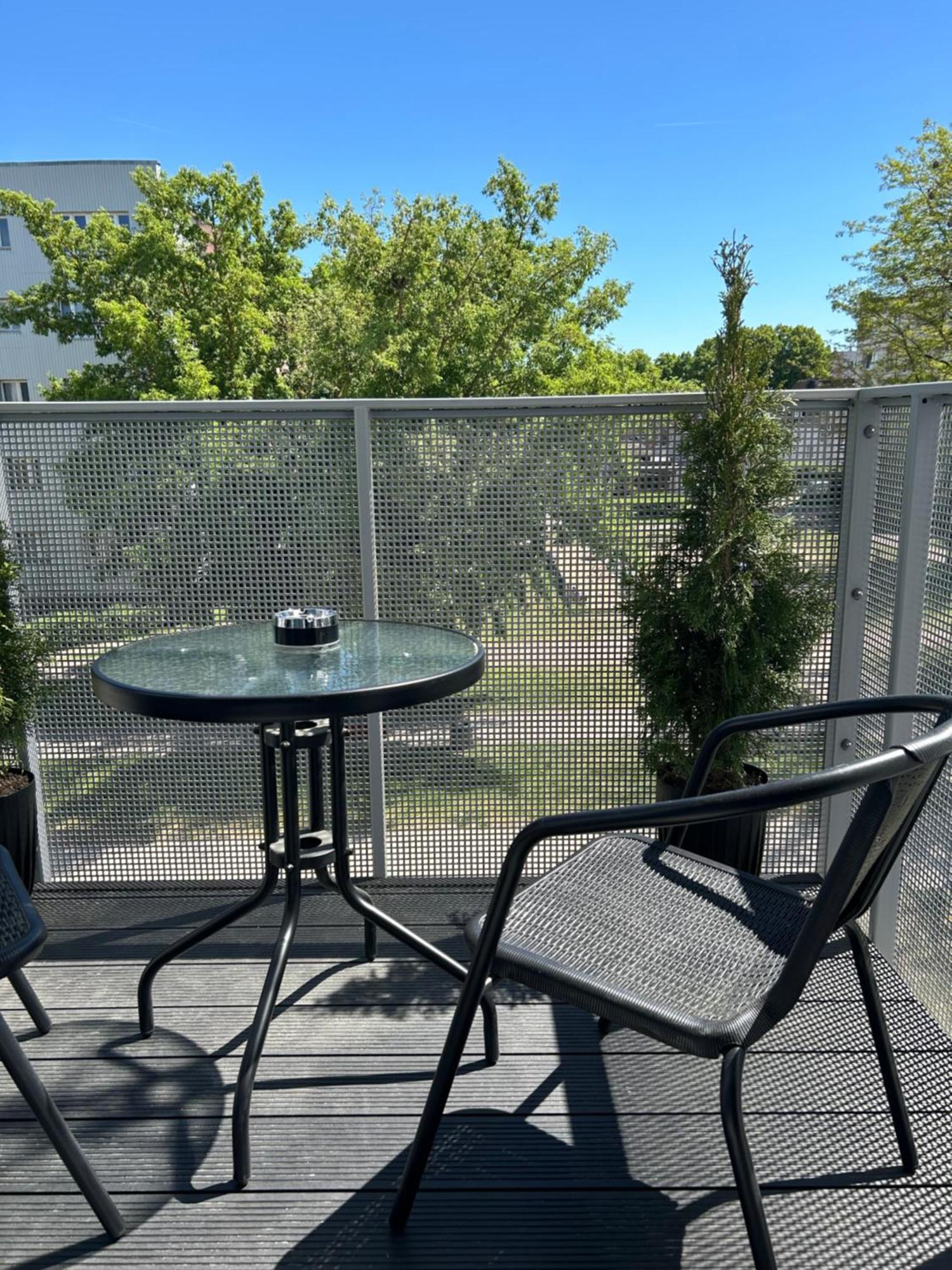 Апартаменты Apartament Akacjowa Голеню Экстерьер фото